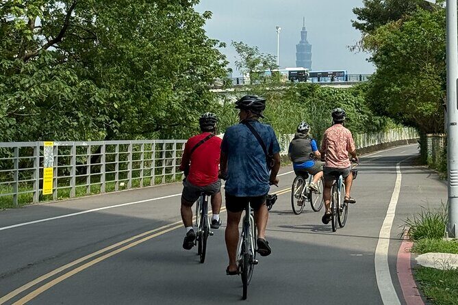4 Hour Afternoon Cycling City Tour North with Snack - Key things to know before you cycle North Taipei