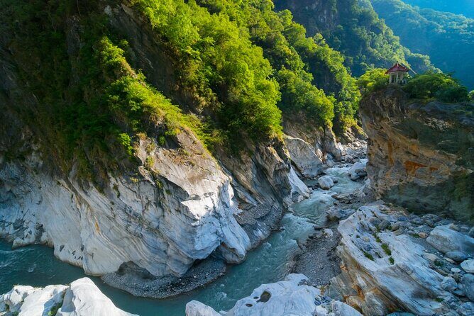8-Hour Customize Your Wonderful Private Hualien Day Tour - Taroko National Park: the marble gorge view and the “plan B” mindset