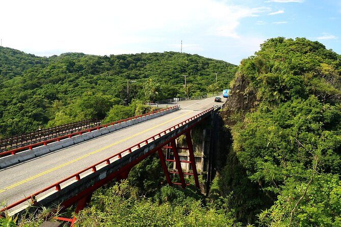Best of Taiwan 9 Days Tour - East Coast National Scenic Area from Yilan: Xiaoyeliu to Shitiping