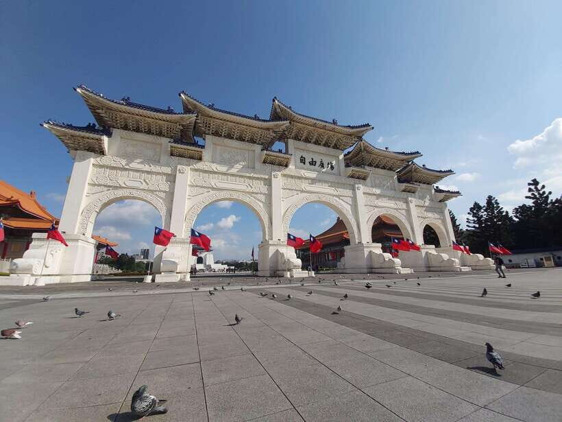 From Keelung: Private Taipei City Landmarks Shore Excursion - Price and logistics: is $608 worth it for a private Keelung shore day?