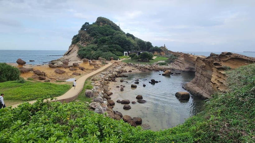 From Taipei: Best of Taiwan 9-Day Trip with Accommodation - Kenting National Park: coastal geology that makes you slow down