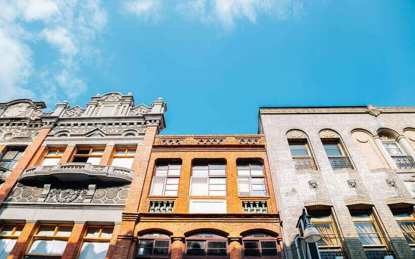 From Taipei: Private Classic Taipei Timeless Treasures Tour - Dihua Street: Where Old Taipei Feels Close Enough to Touch
