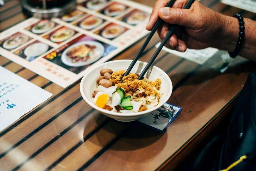 Iconic Food Tour: Local Street Food, Drinks & Sites - Who this tour suits best (and who should skip it)