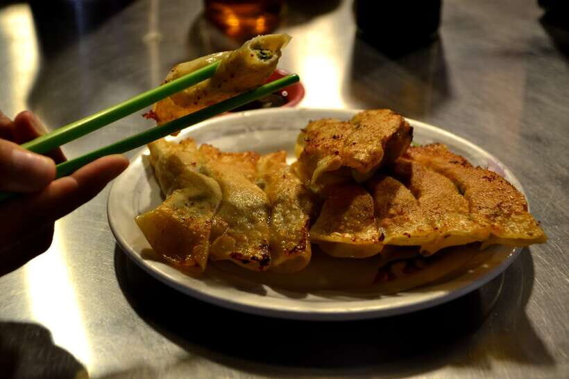 Keelung Half-Day Food Tour: Explore Day & Night Markets - Where the tour starts: Keelung Customs 海港大樓 (and cruise tips)