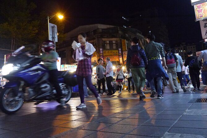 Local Favorites: Taiwan Night Market Food Tour in 2 hours - Price and value: what $45 buys you besides “more food”