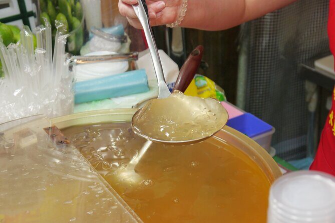 Local Favorites: Taiwan Night Market Food Tour in 2 hours - Who this tour fits best—and who should consider alternatives