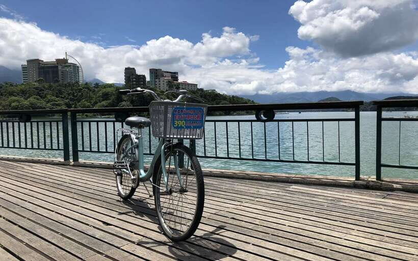 Nantou: Sun Moon Lake Combo - Shuishe Village bike rental: three stores, one simple goal