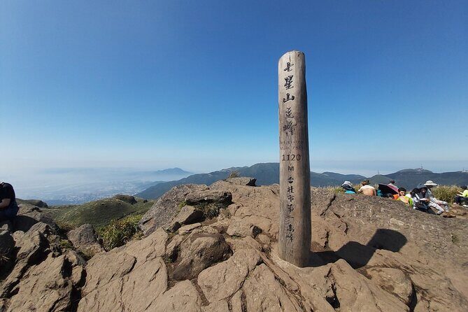 Private Yangmingshan National Park Hiking Day Tour from Taipei - Yangmingshan: The Volcanic Escape 7 Miles From Taipei