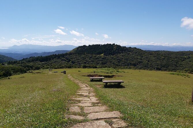 Private Yangmingshan National Park Hiking Day Tour from Taipei - Stop-by-Stop: The 9-Hour Flow in Yangmingshan