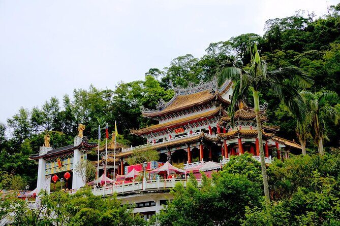 Sip & Savor: Maokong Tea & Shenkeng Stinky Tofu Private Day Tour - Maokong mountain: tea district views with minimal fuss