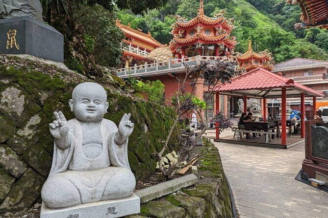 Sun Moon Lake & Qingjing Farm Day Guided Shared Tour | Taichung - Timing and weather: why your success depends on the day