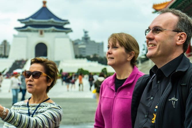 Taipei 101 Observatory Deck Ticket - Multimedia Show and Souvenir Time: Use the Indoor Minutes Well