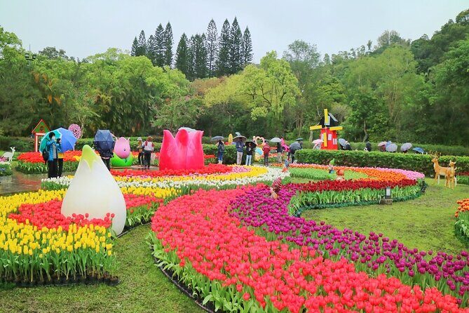 Taipei Cherry Blossom Day Tour to Yangmingshan and Tamsui - Chiang Kai-shek Memorial Hall: The “Garden First” Opening Act