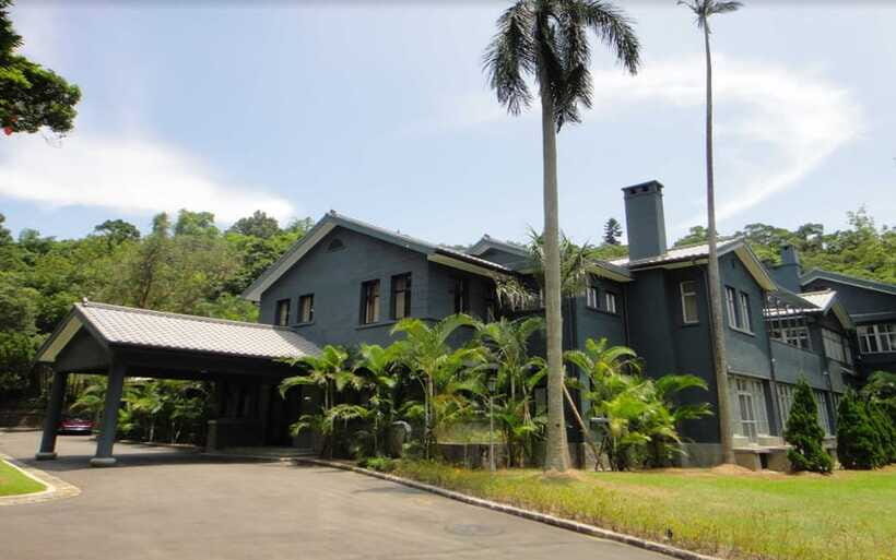 Taipei: Chiang Kai-Shek Shilin Residence Ticket - Price and Value: About $3.17 for Main Building + Audio
