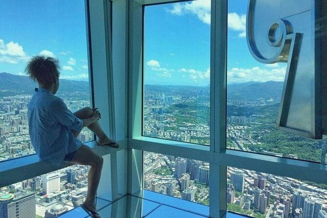 Taipei Day Tour including Taipei 101, Din Tai Fung and Hot Spring Experience - Why this day tour feels like a best-of Taipei run