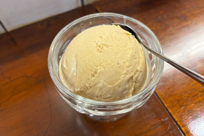 Taipei Foodie and History Walking Tour - Timing, Pacing, and Walking Comfort at Night