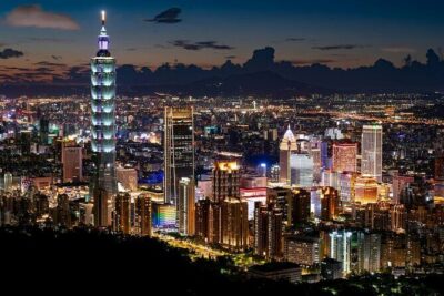Taipei Nightlife: Taipei Pub Crawls (2 Different Routes) - Price: what $29 buys you in the real world
