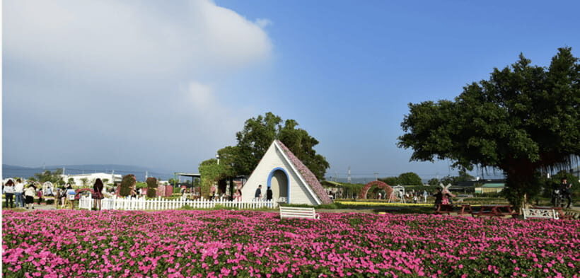 Taipei-Taichung-Taipei Private day trip - Private Door-to-Door Pickup That Lets You Travel Like a Local