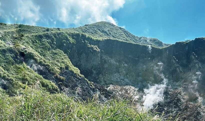 Taipei: Yangmingshan, Yehliu, and Jiufen Shifen Day Tour - Price and What $110 Buys You in a 10-Hour Taipei Day