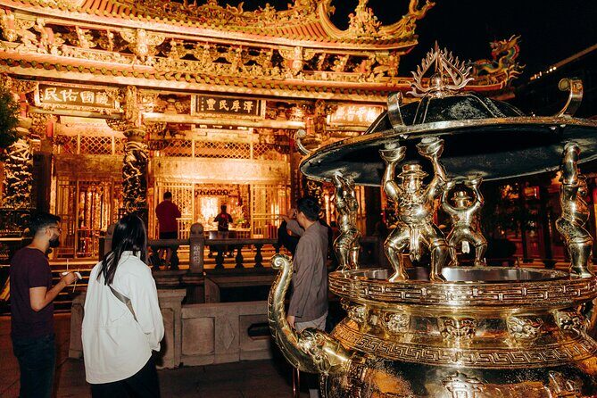 Taipei's Origin & Longshan Temple - Taiwan Cultural Walking Tour - Bopiliao Ancient Street: Qing roots, colonial layers, and street-level history