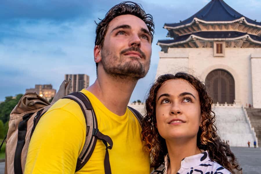 Taiwan Taipei: VIP Photoshoot with Taiwan Photographer - Where to meet and how to start your shoot without stress