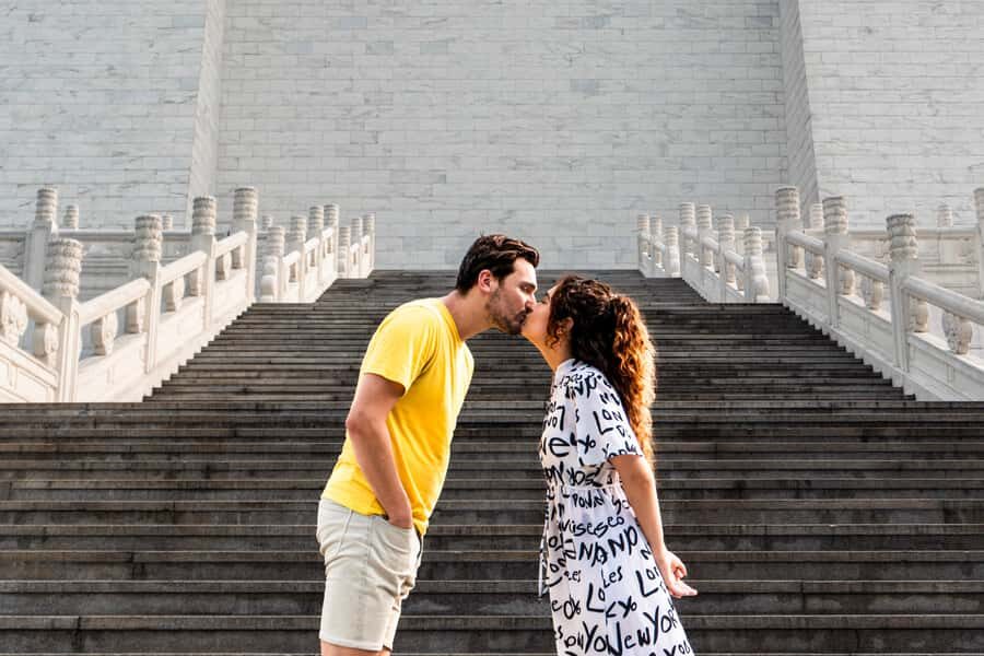Taiwan Taipei: VIP Photoshoot with Taiwan Photographer - The photo package: originals, edited images, and what “50 edited” really means