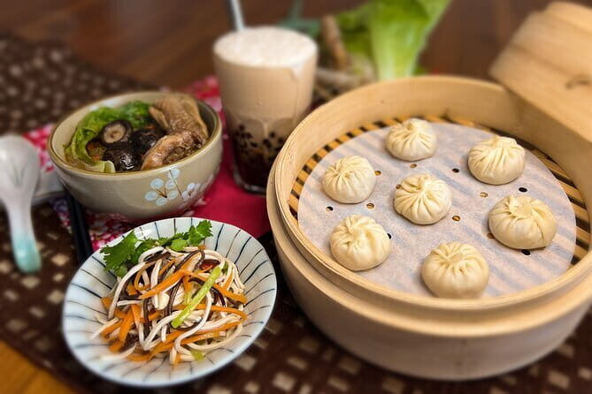 Taiwanese Cooking Class with Traditional Market Tour - Meeting Point and Getting There: A Few Practical Tips