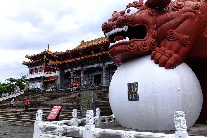 Two-day Sun Moon Lake & Alishan Forest Park Tour Package - Day 1 at Sun Moon Lake: Thao culture, lake views, and an easy start