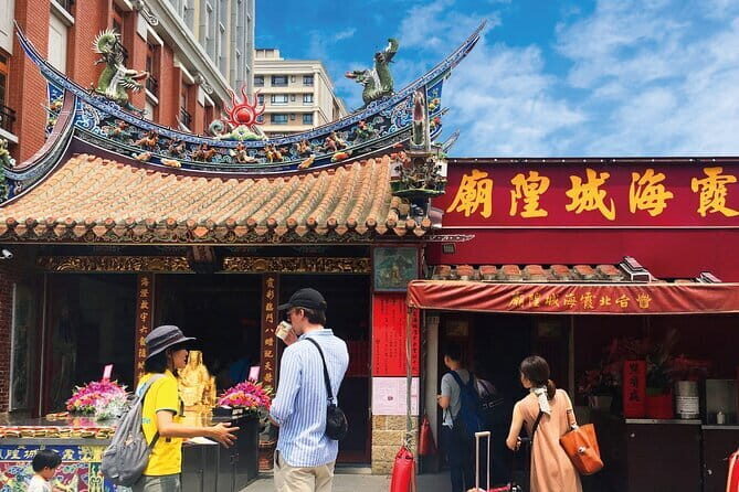 Vintage Taipei - Best of Taiwan & Sunset Walking Tour (Tip-based) - Da Dao Cheng: walk the lanes locals know