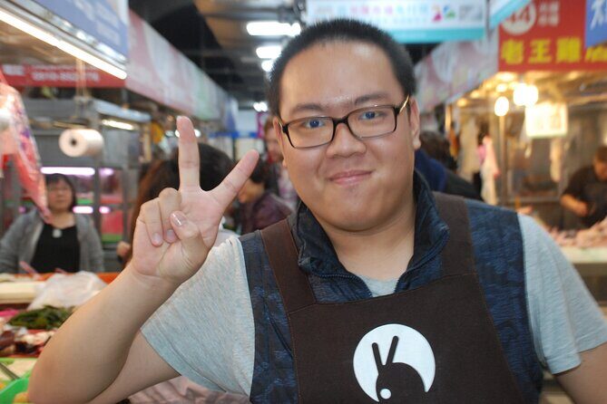 Xiao Long Bao, Chicken vermicelli with mushroom and sesame oil, Tofu strips salad, Bubble milk tea. Taiwan Traditional Delicacies Experience-A (Taipei Cooking Class) - Bubble Milk Tea: Turning a Sweet Treat Into a Repeatable Skill
