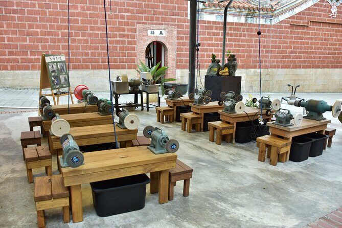 Yilan 1-Day Private Tour to Kavalan Whisky & Cultural Gems - Luodong Forestry Culture Park: Free Entry and Short Nature Fun